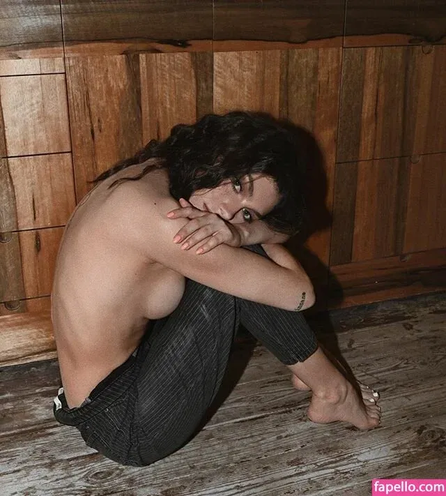 Shani Mor Resnick Onlyfans Photo Gallery 