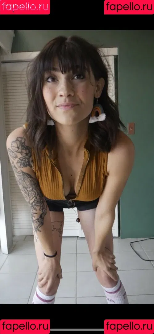 alicenocountry Onlyfans Photo Gallery 