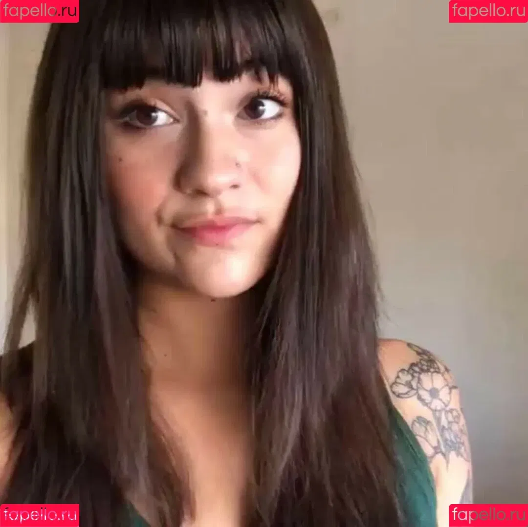 alicenocountry Onlyfans Photo Gallery 