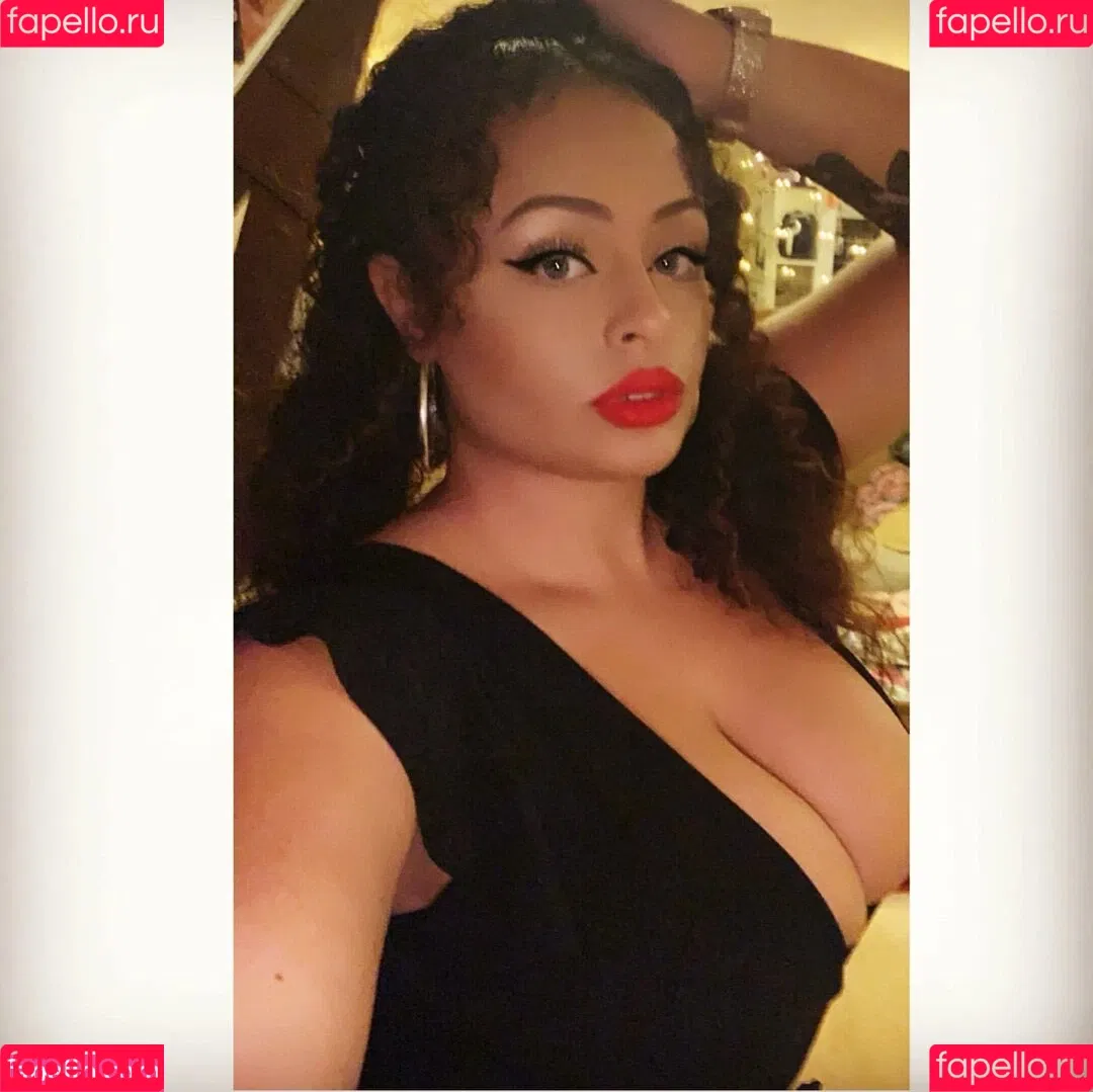 Real April Onlyfans Photo Gallery 