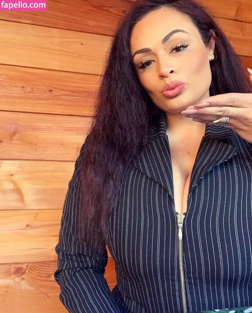 Real April Onlyfans Photo Gallery 