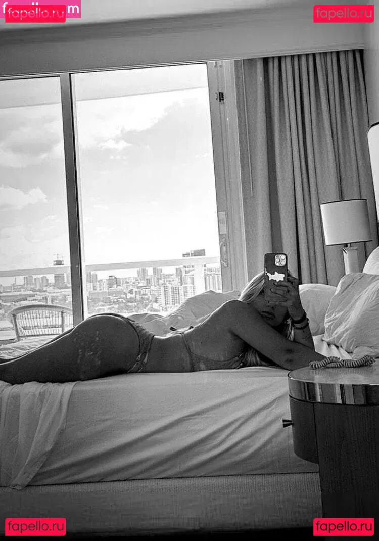 katerinacarney Onlyfans Photo Gallery 