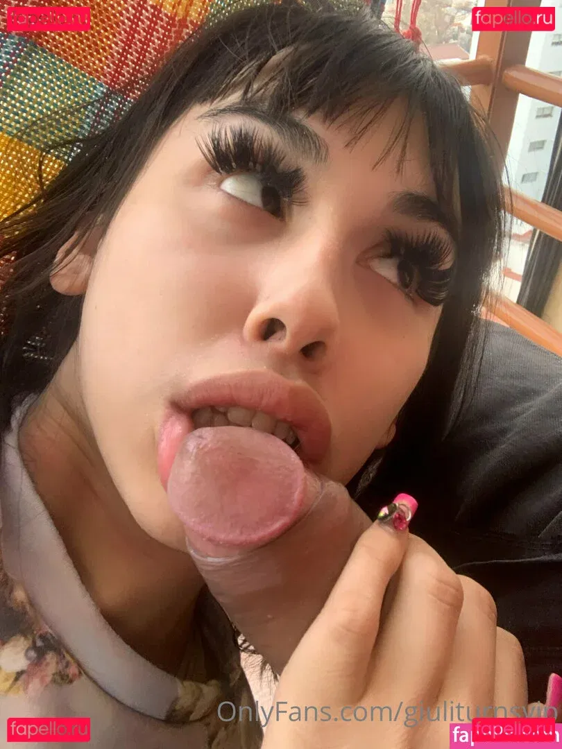 Giuli Turns Onlyfans Photo Gallery 