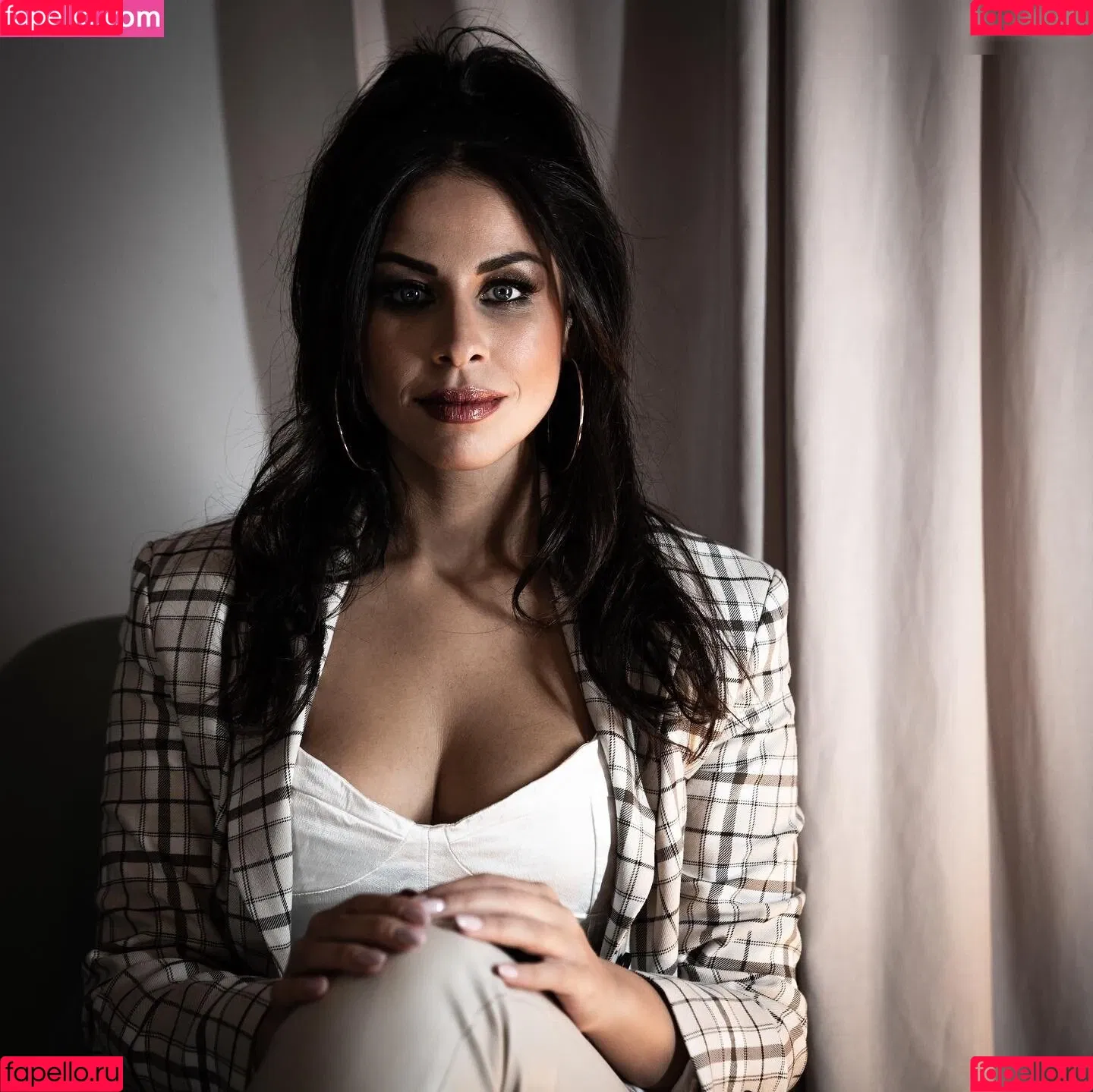 Negah Amiri Onlyfans Photo Gallery 