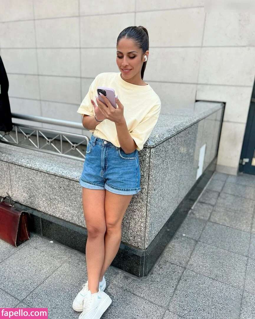 Negah Amiri Nude Onlyfans Photo 30