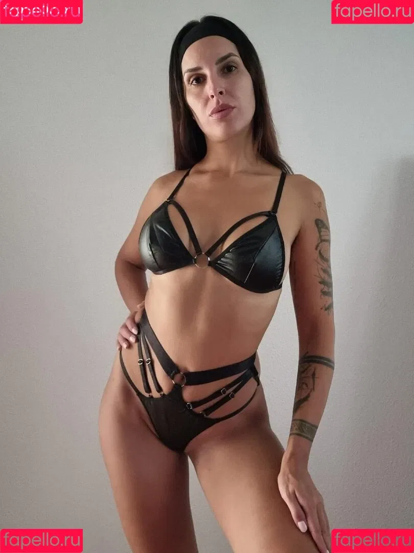 Anna_Absolut Onlyfans Photo Gallery 