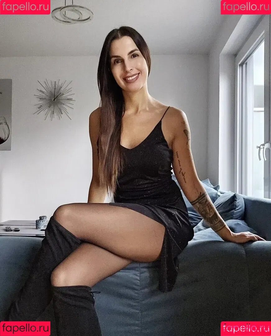 Anna_Absolut Onlyfans Photo Gallery 