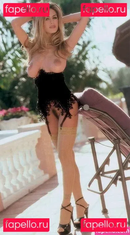 Shauna Sand Onlyfans Photo Gallery 