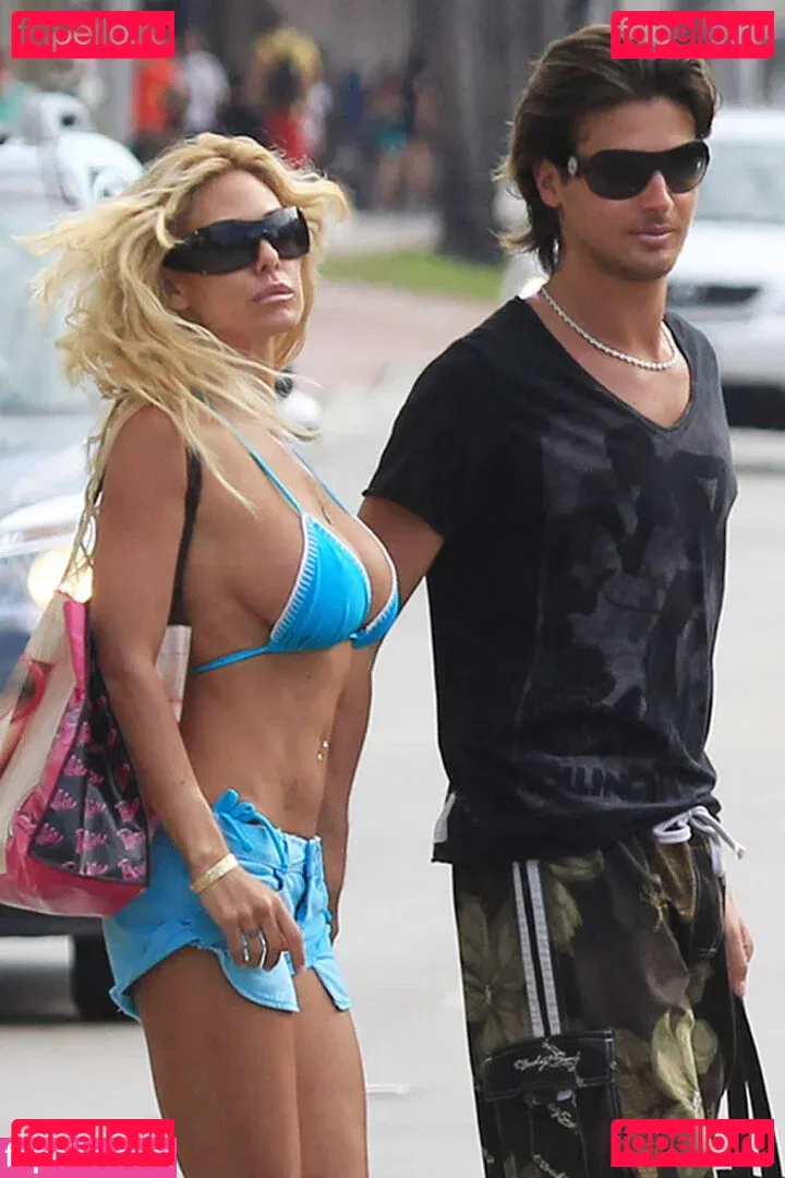 Shauna Sand Onlyfans Photo Gallery 