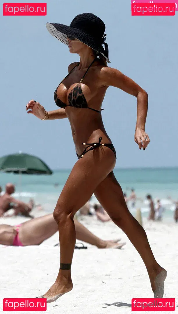 Shauna Sand Onlyfans Photo Gallery 