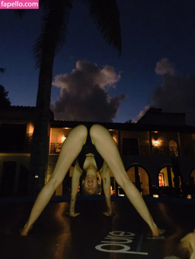 milagross.c Onlyfans Photo Gallery 