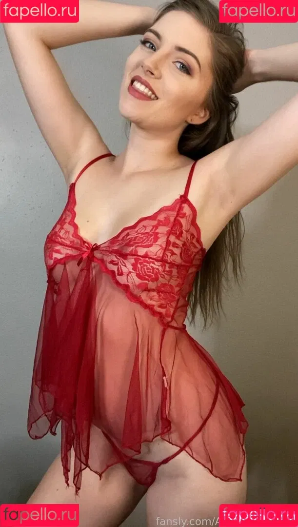 Amber NicoleXO Onlyfans Photo Gallery 
