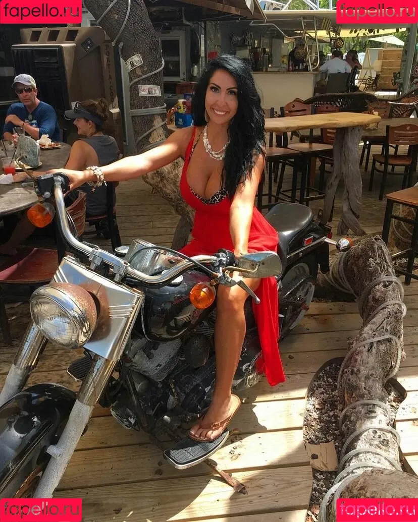 Samantha Love Onlyfans Photo Gallery 