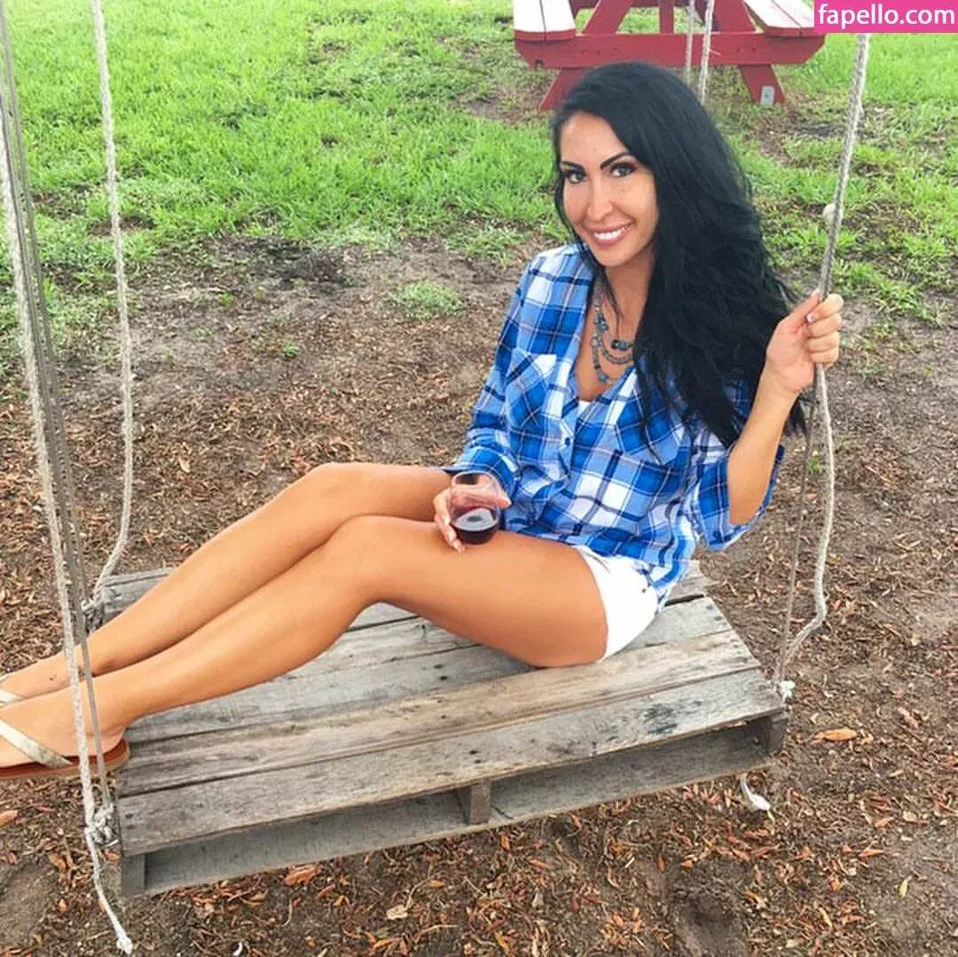 Samantha Love Onlyfans Photo Gallery 