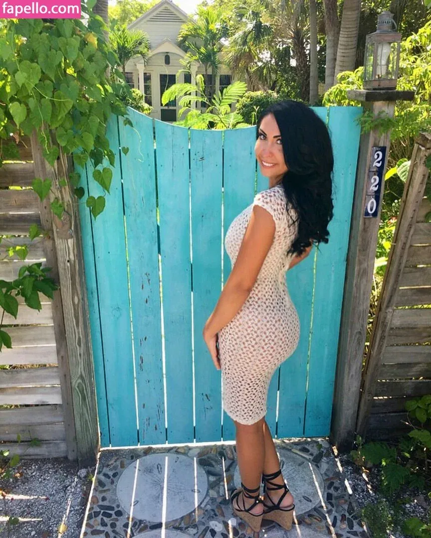 Samantha Love Onlyfans Photo Gallery 