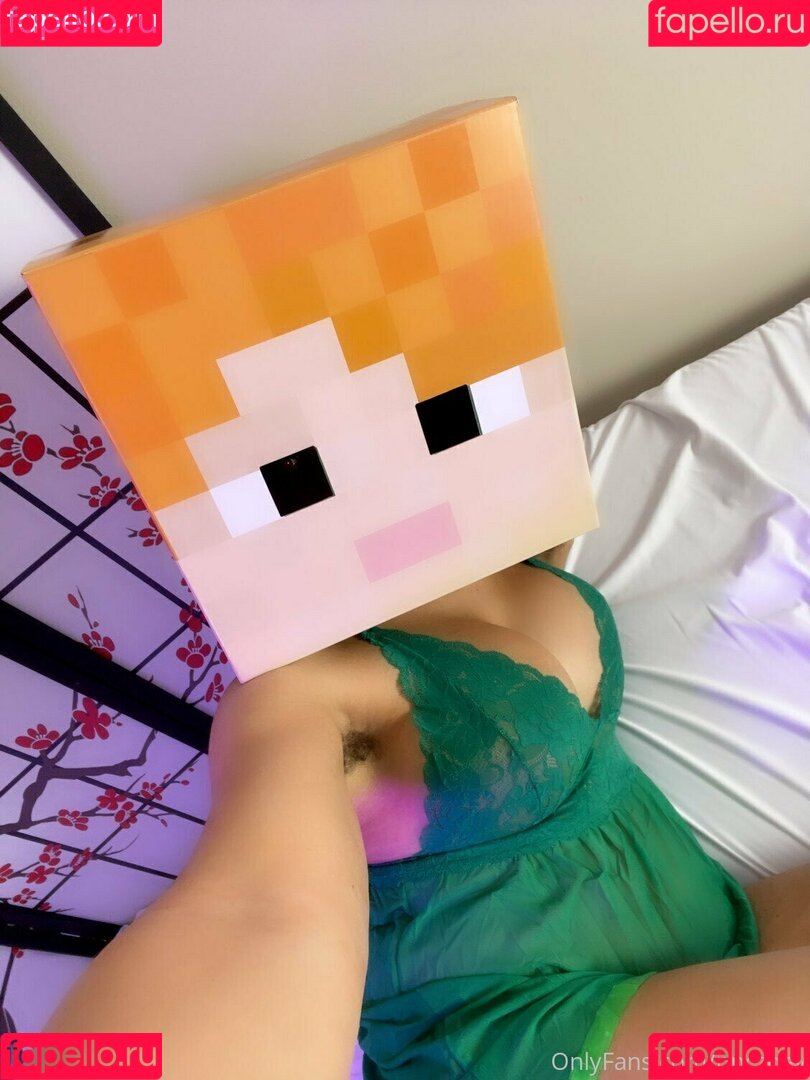 NPCZoey Onlyfans Photo Gallery 