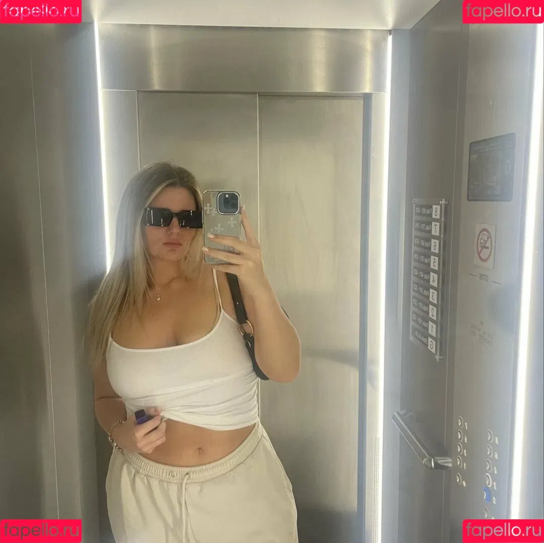 Ellis Lunt Onlyfans Photo Gallery 