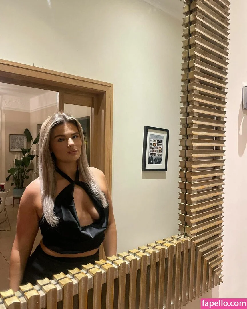 Ellis Lunt Onlyfans Photo Gallery 