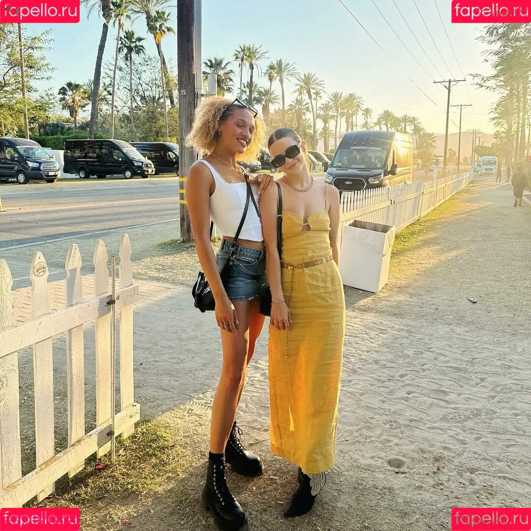 Bobbialthon Onlyfans Photo Gallery 