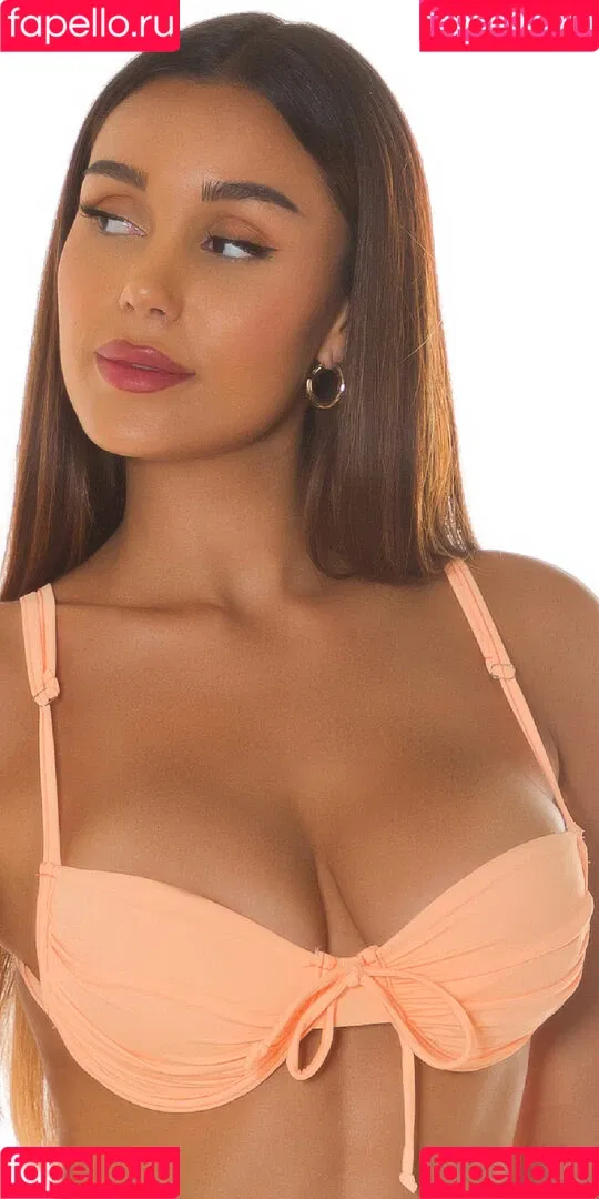 Sina Elisa Onlyfans Photo Gallery 