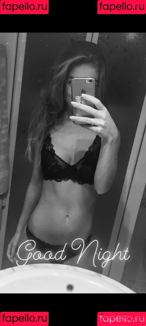 Alina Katharina - Nie_alina Onlyfans Photo Gallery 