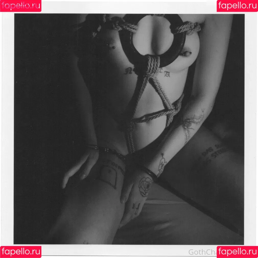 Charlotte Sartre Onlyfans Photo Gallery 