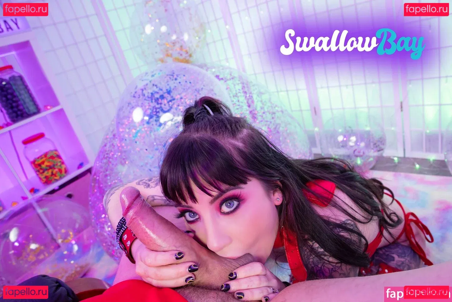 Charlotte Sartre Onlyfans Photo Gallery 