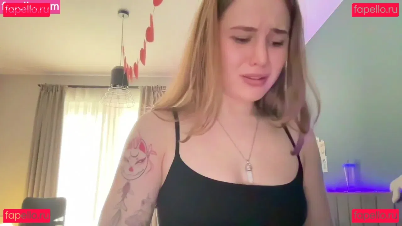 WhoIsAlisa Onlyfans Photo Gallery 