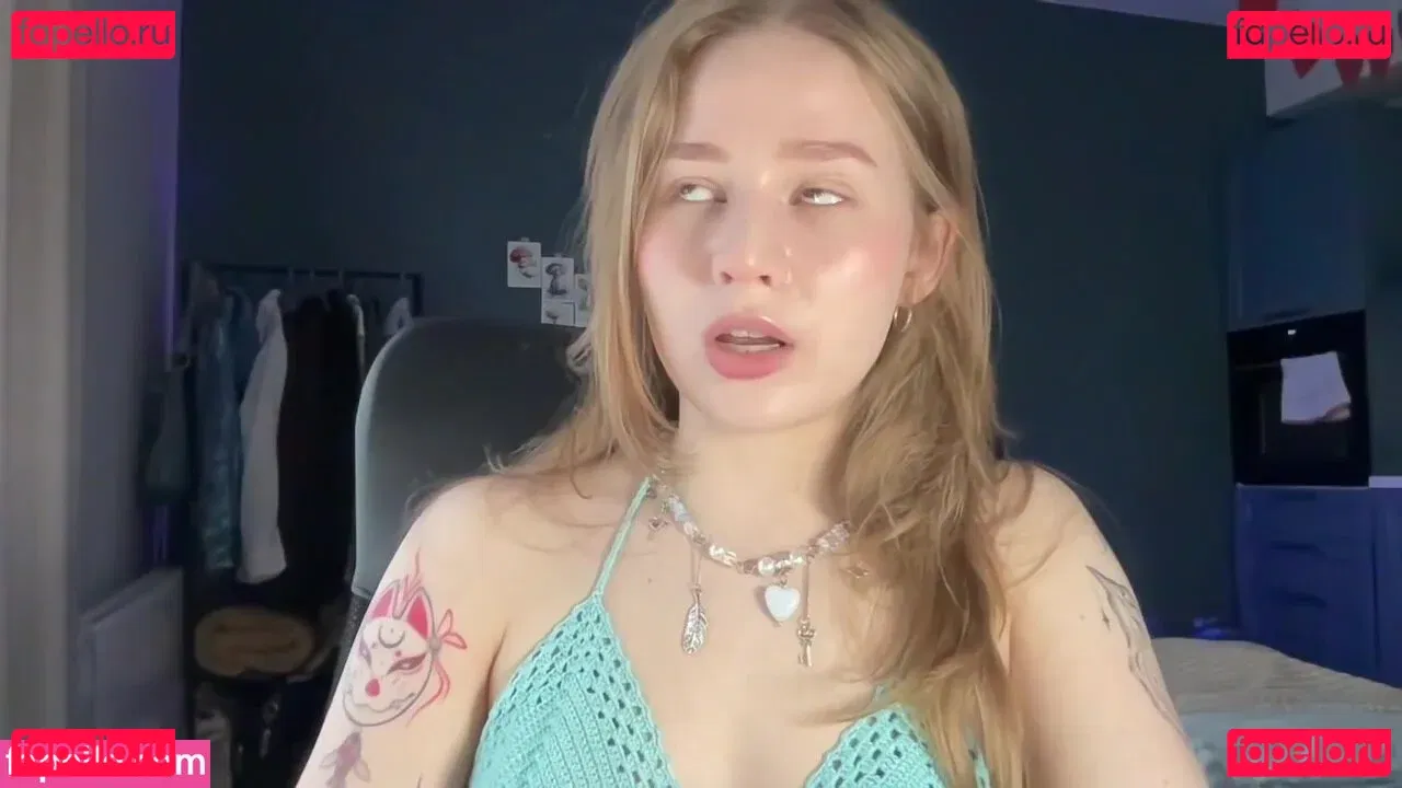 WhoIsAlisa Onlyfans Photo Gallery 