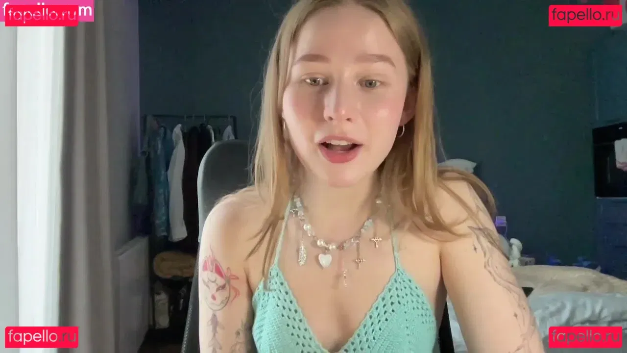 WhoIsAlisa Onlyfans Photo Gallery 