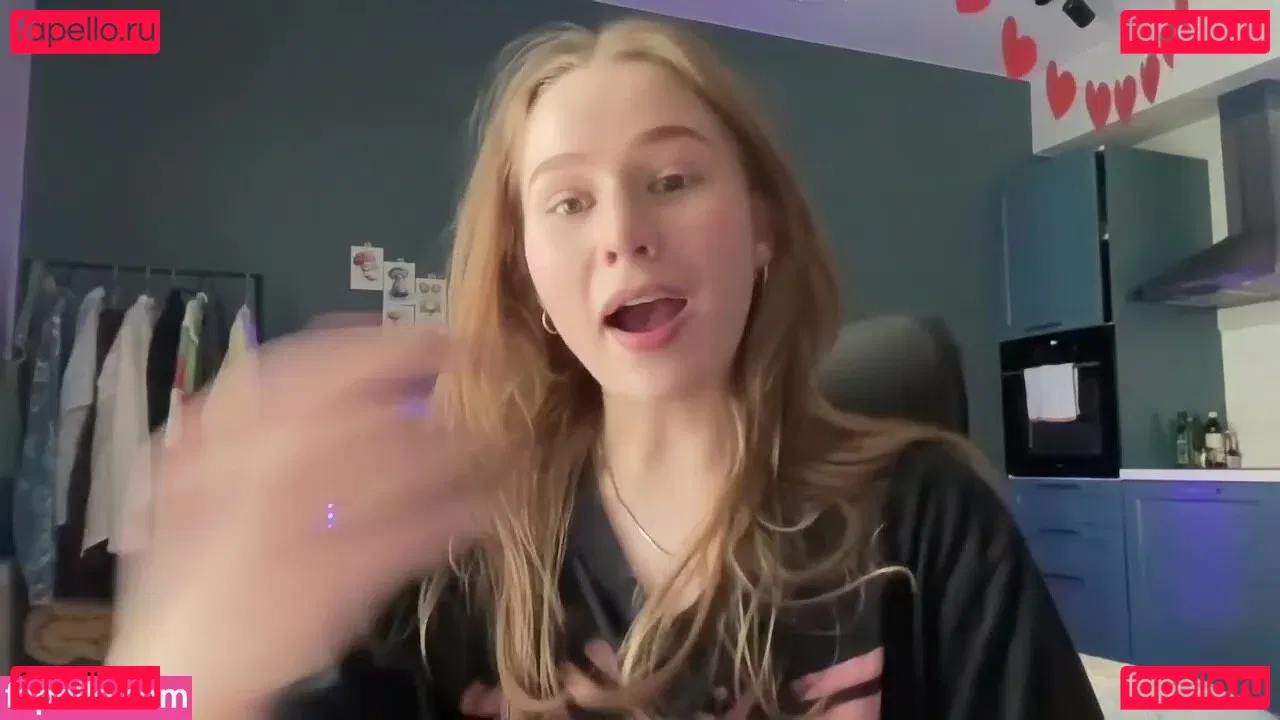 WhoIsAlisa Onlyfans Photo Gallery 