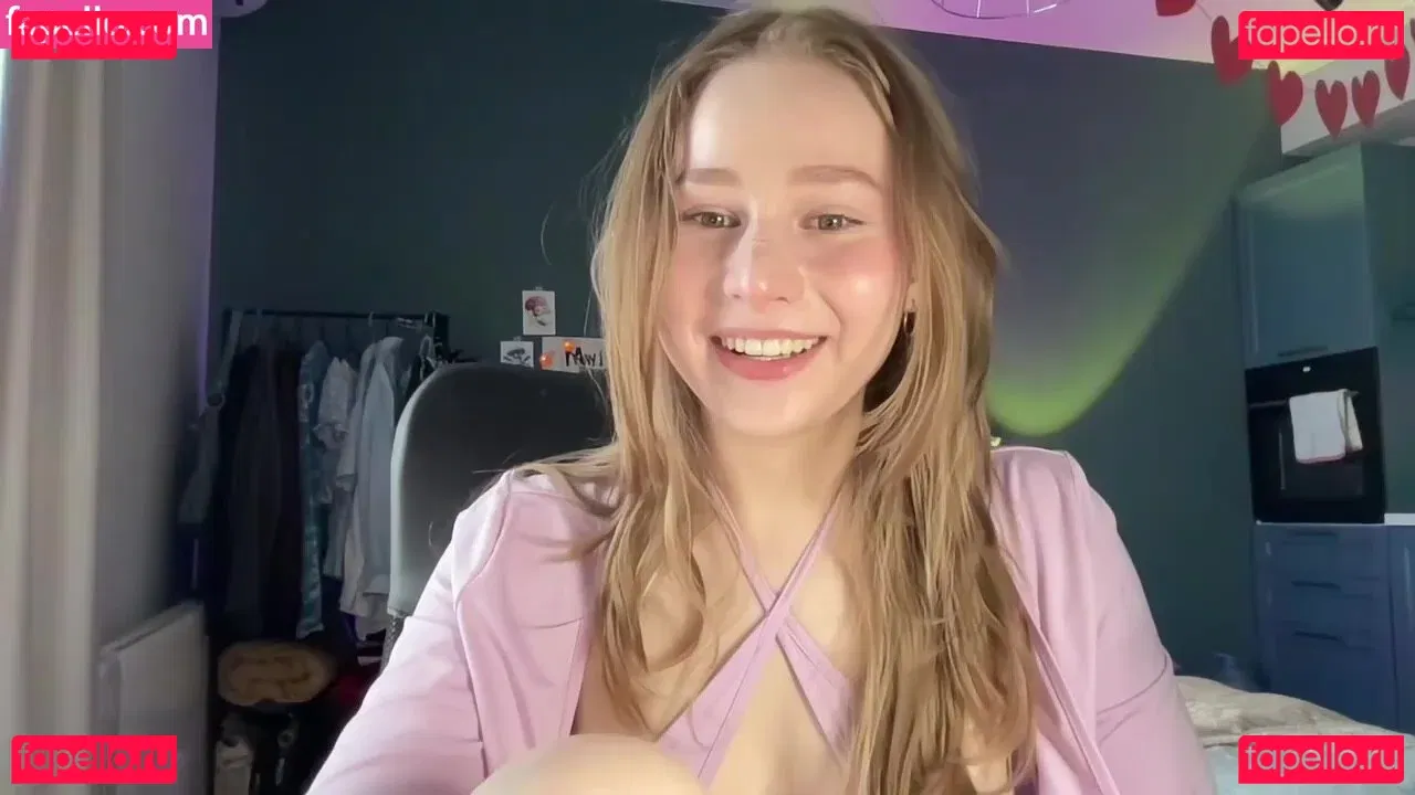 WhoIsAlisa Onlyfans Photo Gallery 