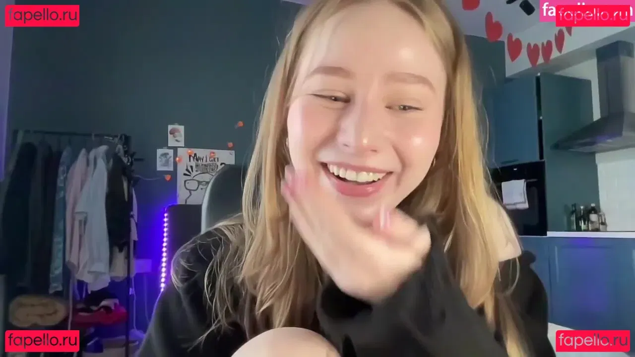 WhoIsAlisa Onlyfans Photo Gallery 