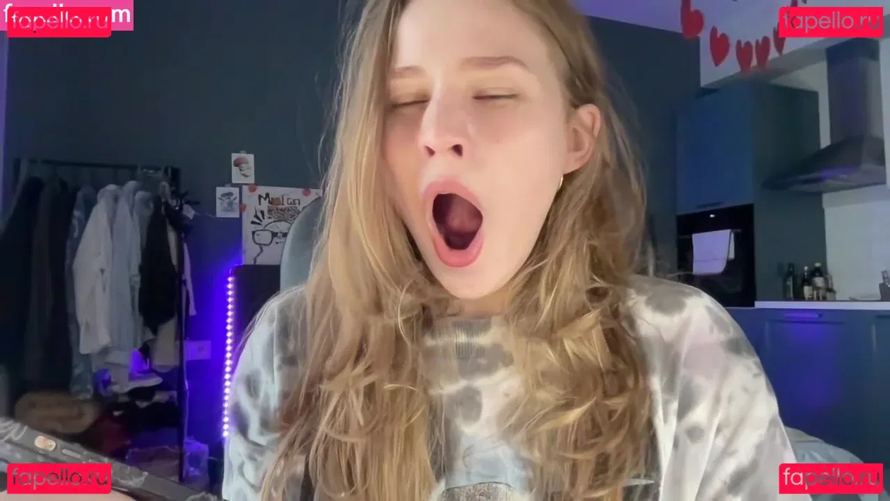 WhoIsAlisa Onlyfans Photo Gallery 