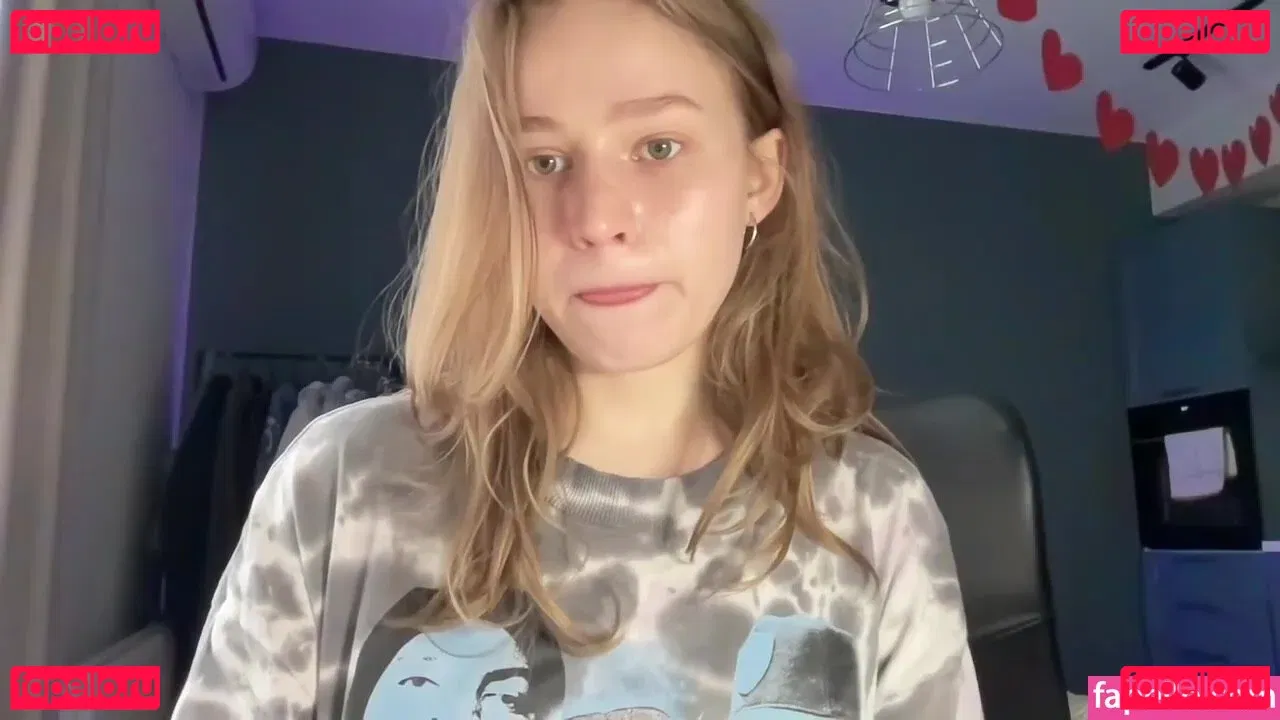 WhoIsAlisa Onlyfans Photo Gallery 