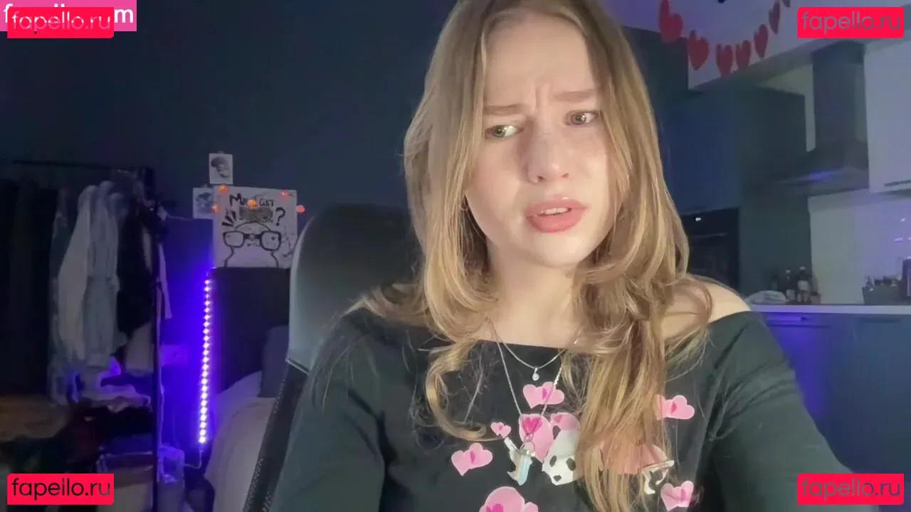 WhoIsAlisa Onlyfans Photo Gallery 