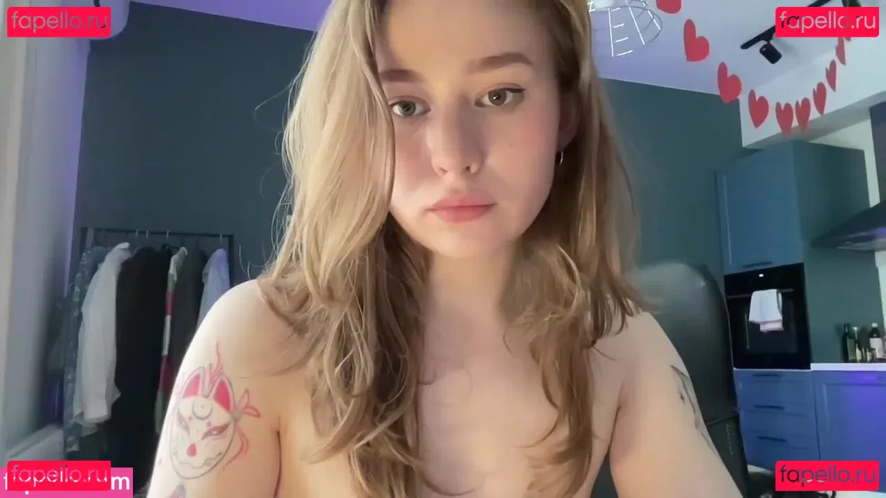 WhoIsAlisa Onlyfans Photo Gallery 