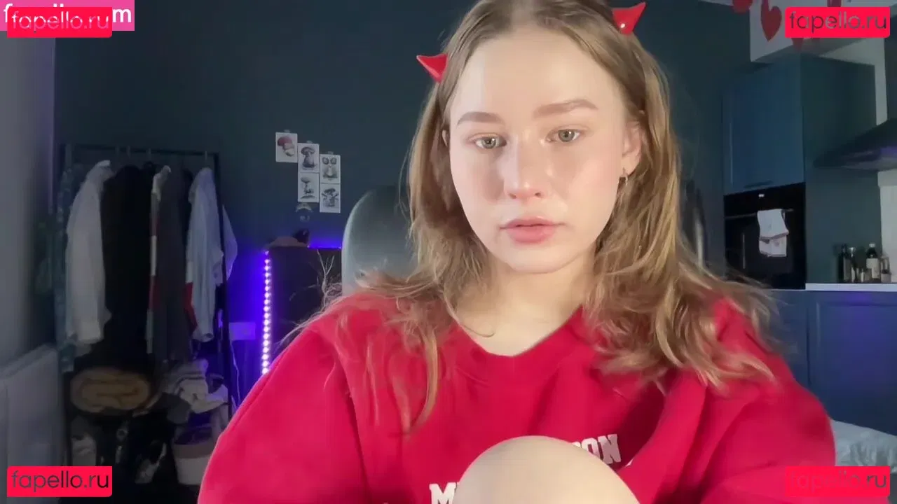 WhoIsAlisa Onlyfans Photo Gallery 