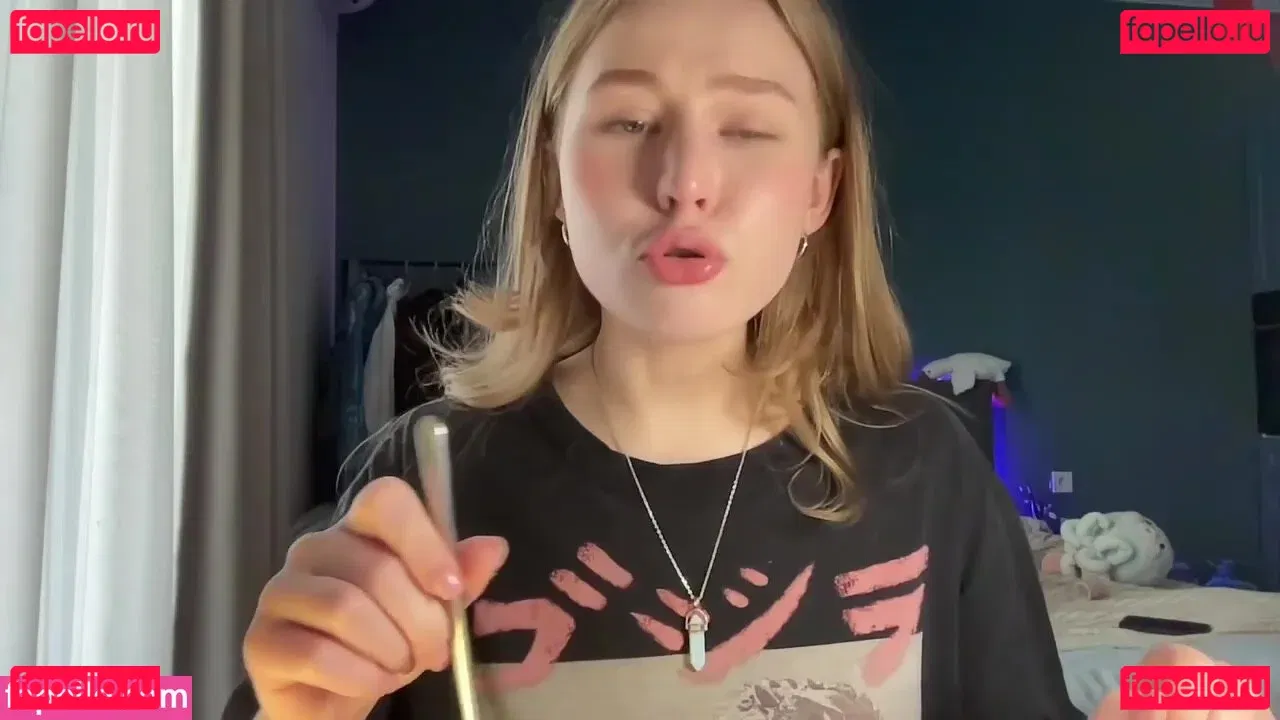 WhoIsAlisa Onlyfans Photo Gallery 