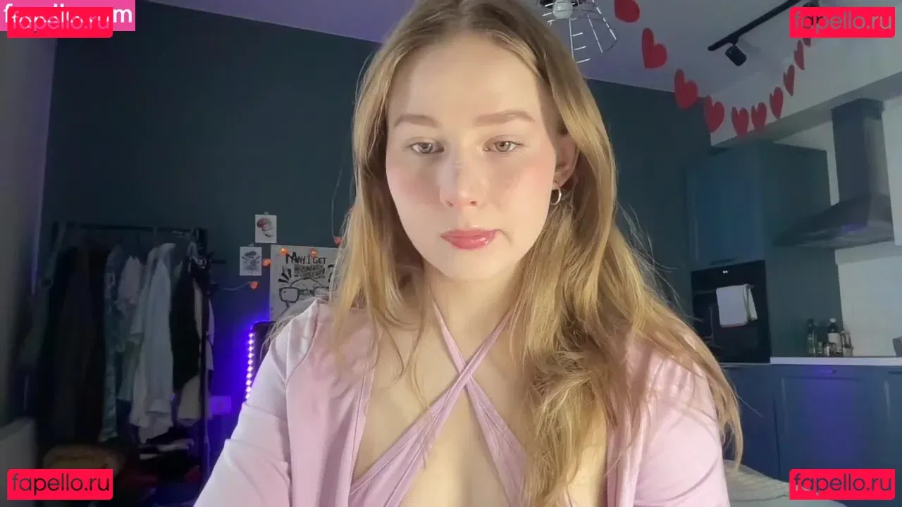 WhoIsAlisa Onlyfans Photo Gallery 