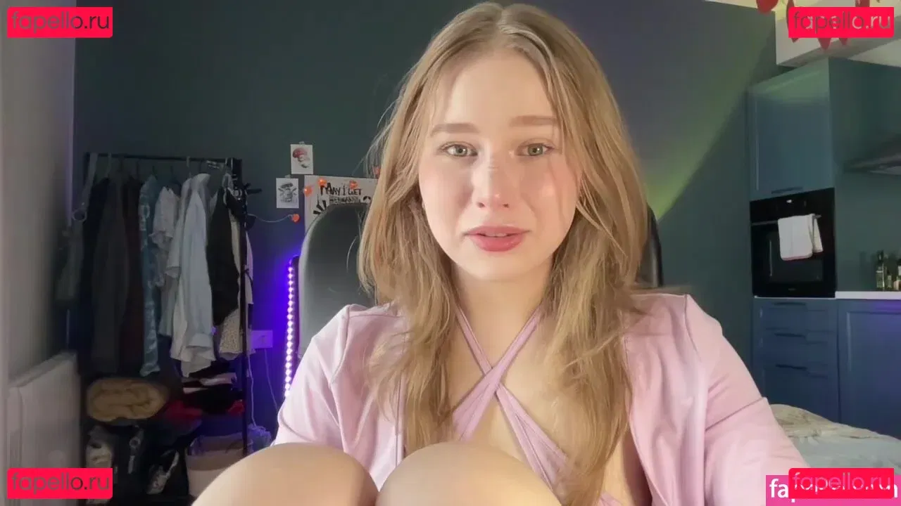 WhoIsAlisa Onlyfans Photo Gallery 