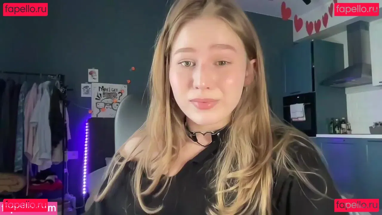 WhoIsAlisa Onlyfans Photo Gallery 