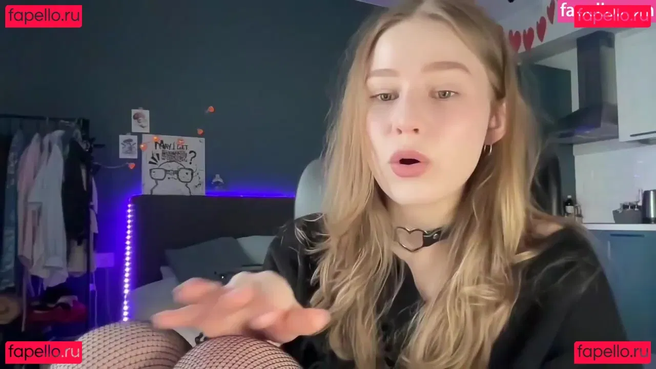 WhoIsAlisa Onlyfans Photo Gallery 