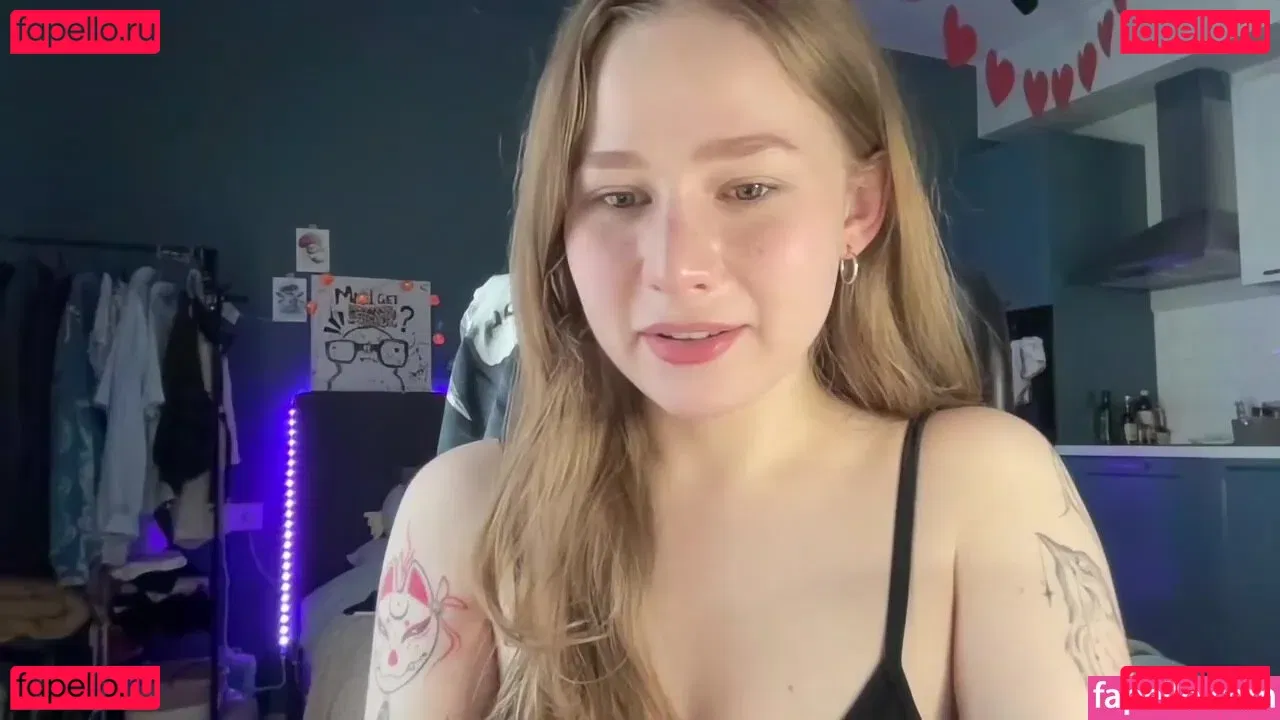 WhoIsAlisa Onlyfans Photo Gallery 