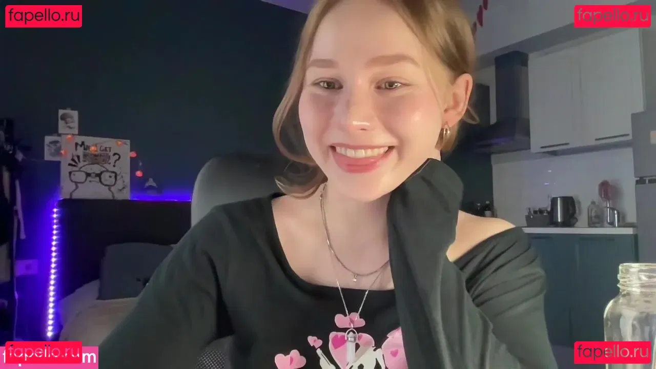 WhoIsAlisa Onlyfans Photo Gallery 