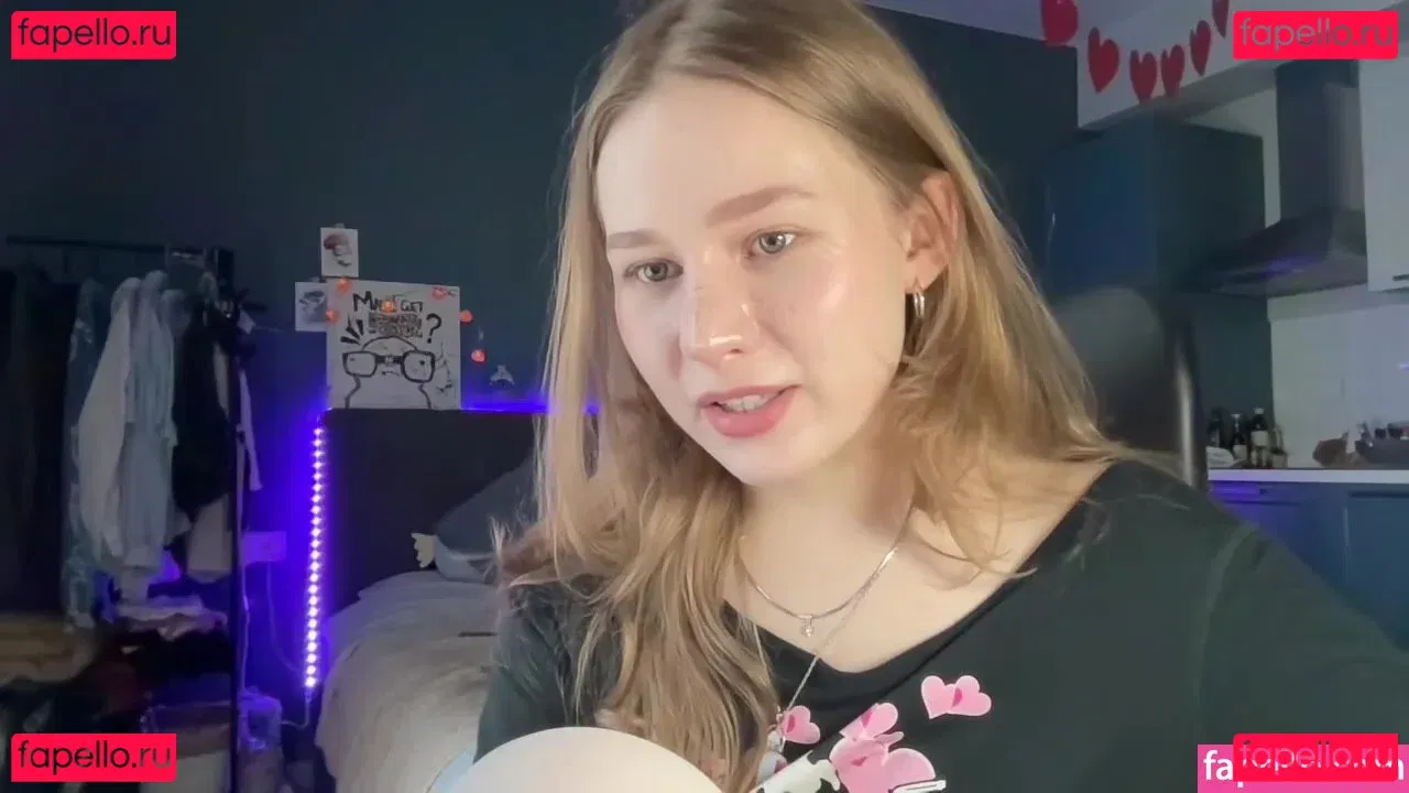 WhoIsAlisa Onlyfans Photo Gallery 