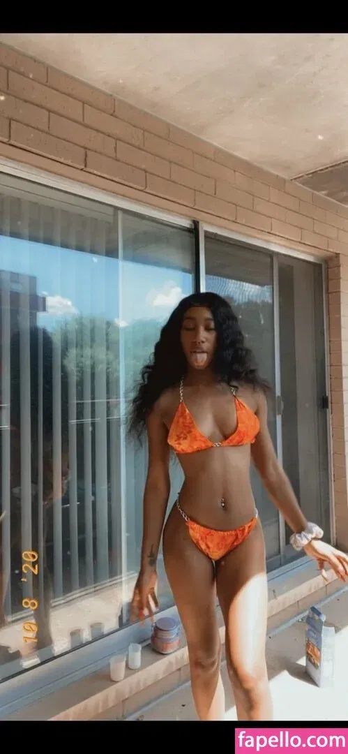 nyquiln Onlyfans Photo Gallery 