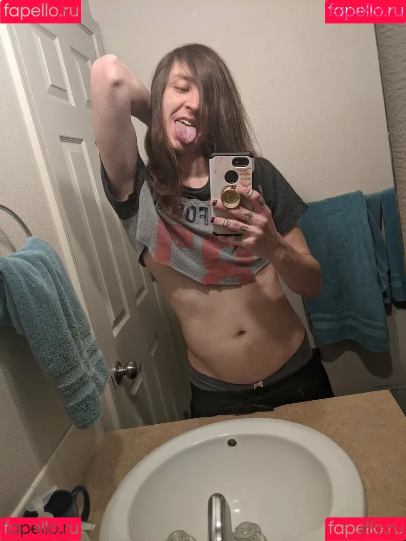 n.somnium Onlyfans Photo Gallery 