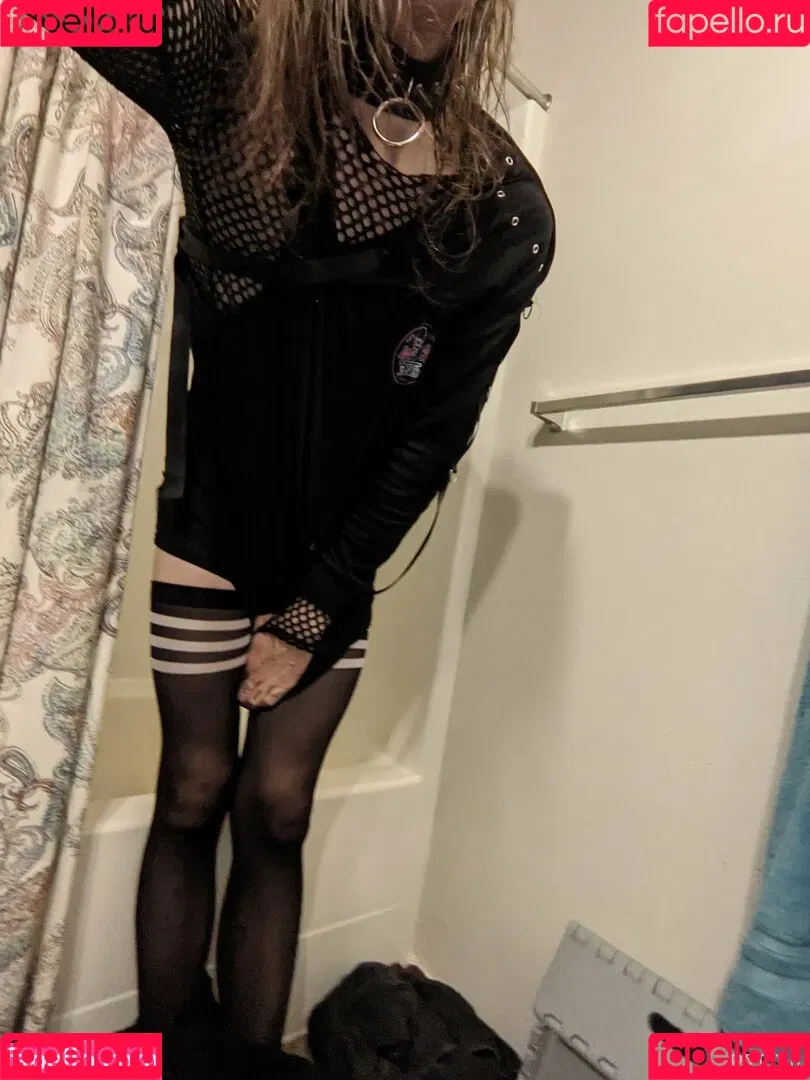 n.somnium Onlyfans Photo Gallery 