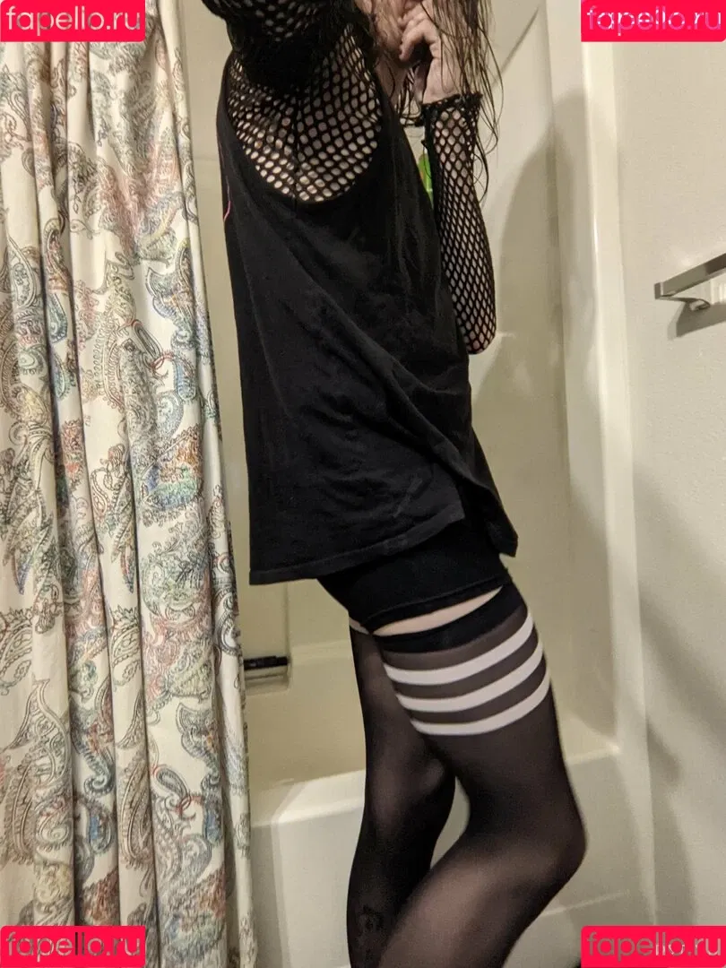 n.somnium Onlyfans Photo Gallery 